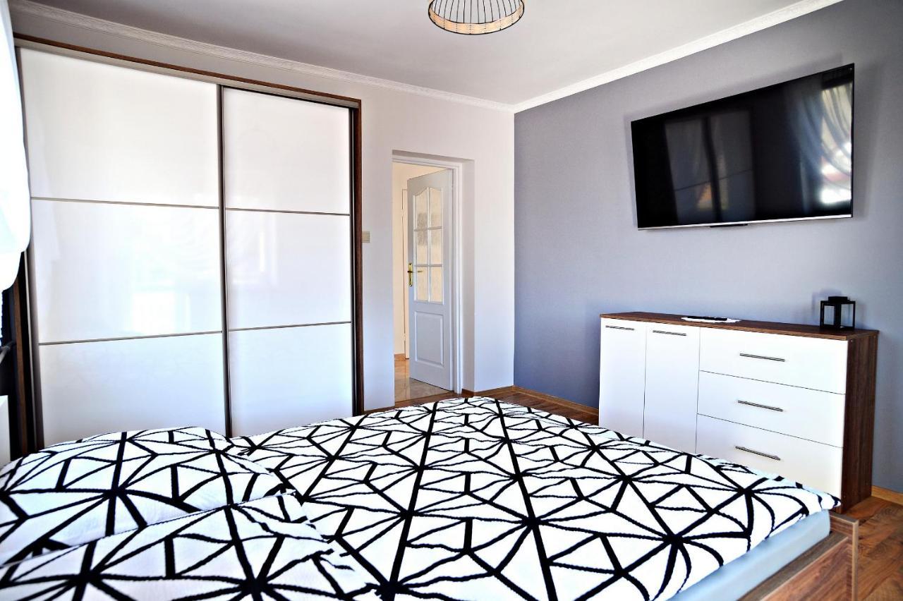 Apartament Z Tarasem I Pokoje Klimatyzowane -Drozdowka Solina Солина Екстер'єр фото