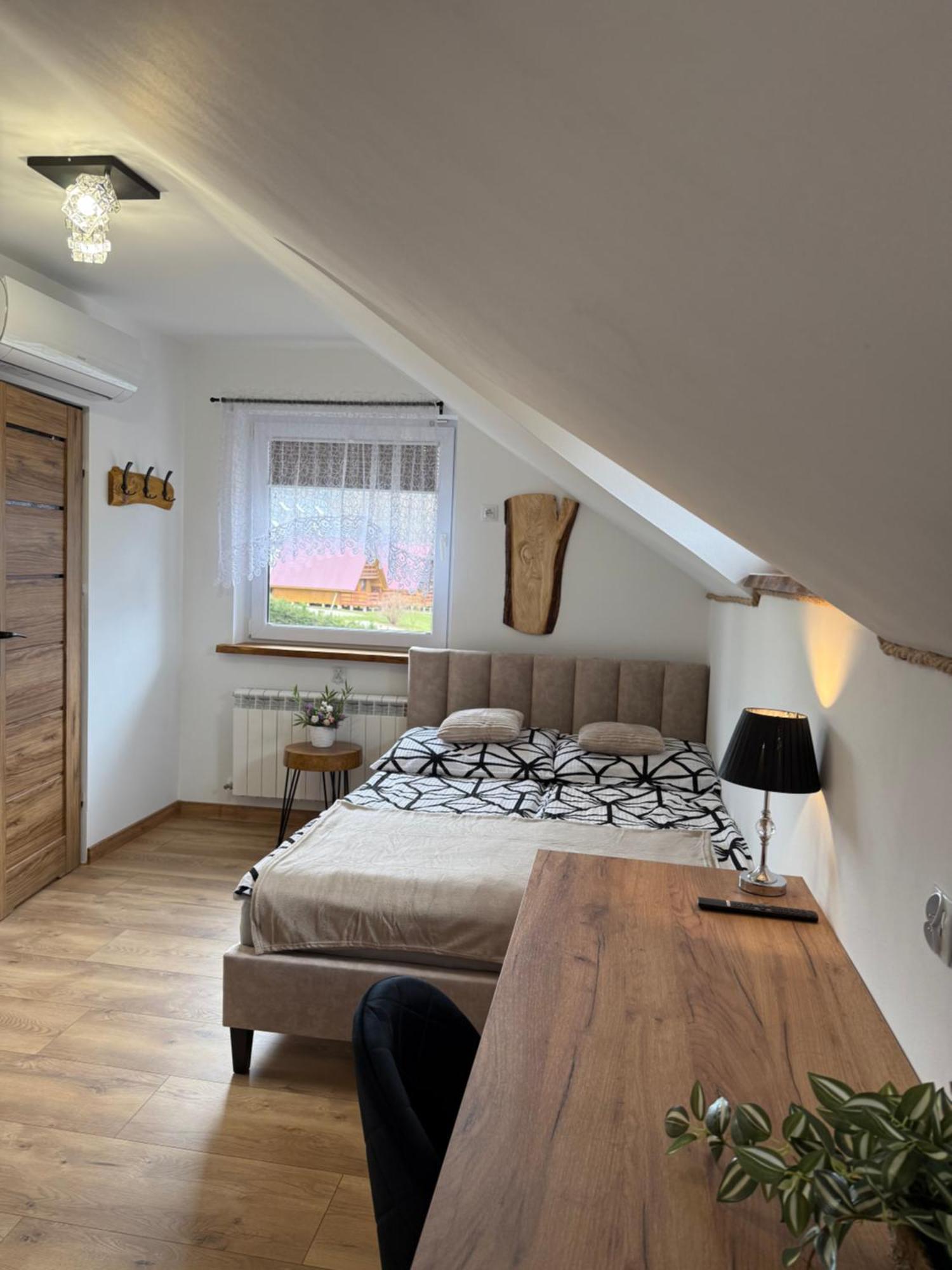 Apartament Z Tarasem I Pokoje Klimatyzowane -Drozdowka Solina Солина Екстер'єр фото
